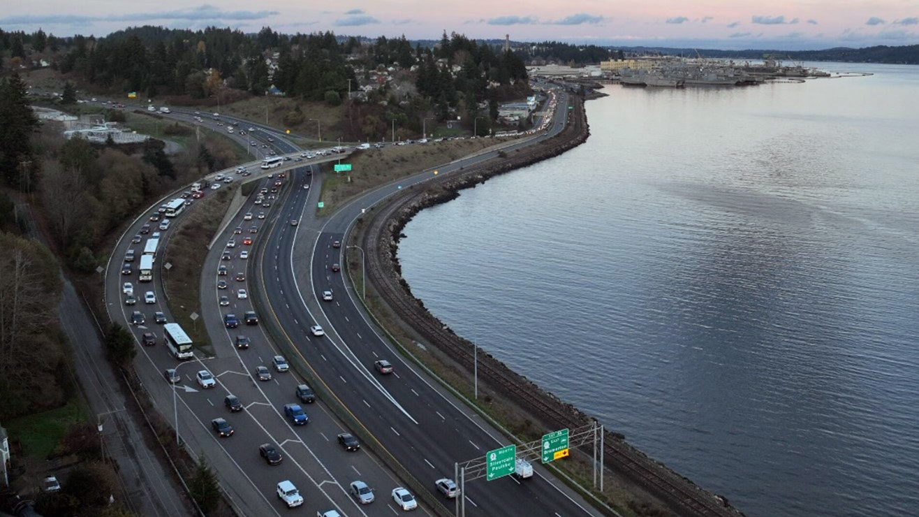 Photo of congestion at the SR 3 and SR 304 interchange